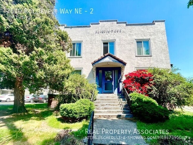 Building Photo - 7510 Roosevelt Way NE Unit 2 Rental