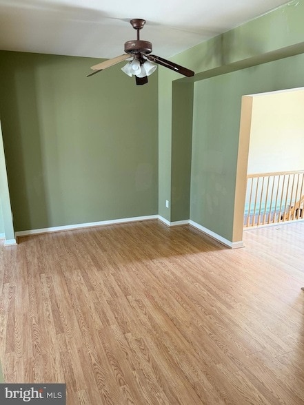 Photo - 565 Tuliptree Square NE