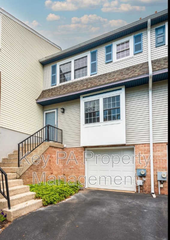 Photo - 517 S Coventry Ln