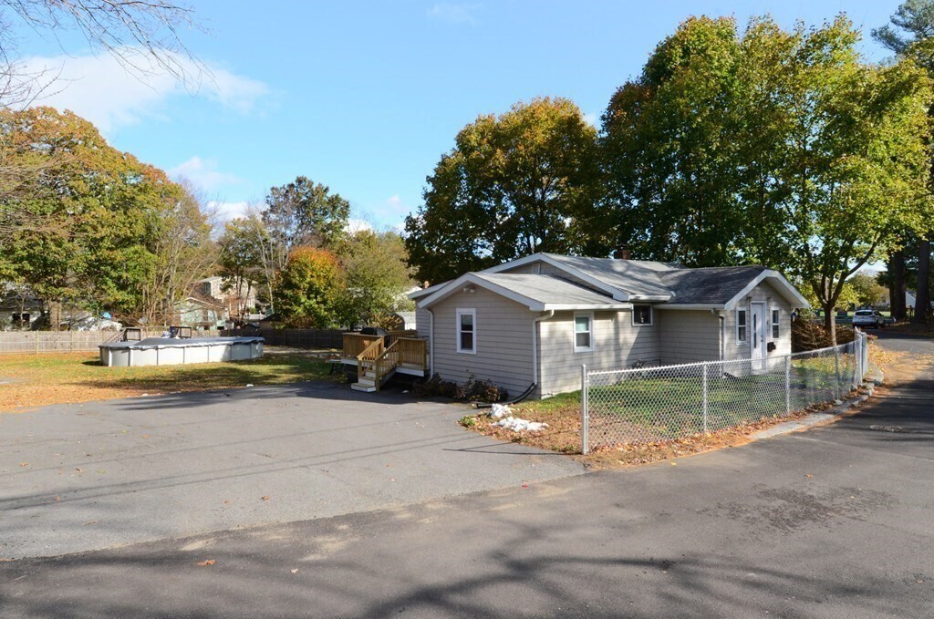 Photo - 84 Perry St