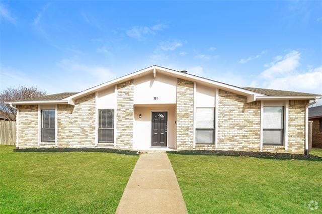 Building Photo - 741 Cambridge Dr Rental