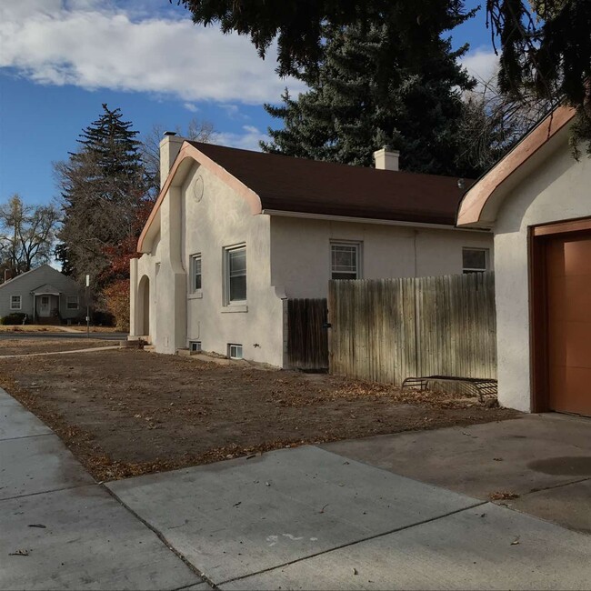 Photo - 1536 Peterson St