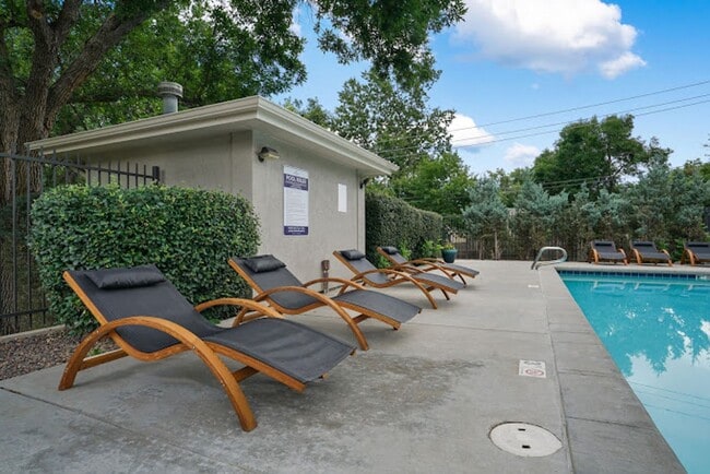 Photo - The Meridian at Lakewood