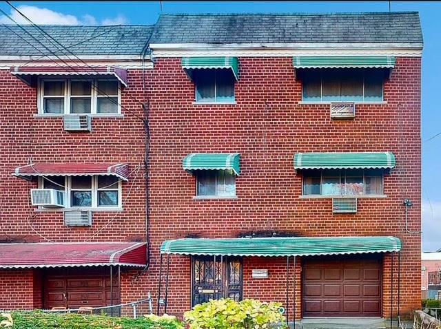 Building Photo - 1814 Bussing Ave Rental