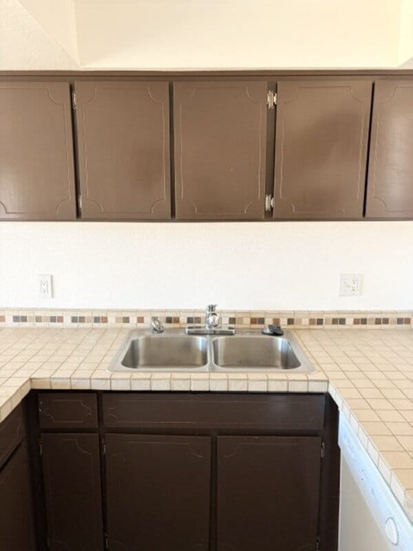 Photo - 901 S Melody Ln