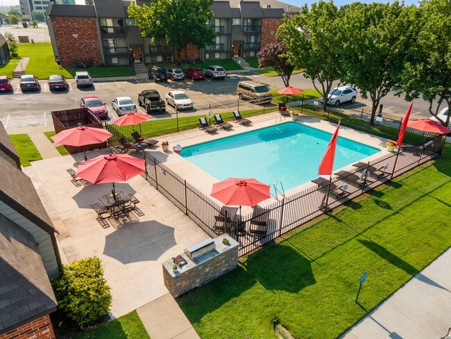 Photo - 1 Bedroom, 1 Easy Utility Fee — Stress-Free Living Unidad 09-916