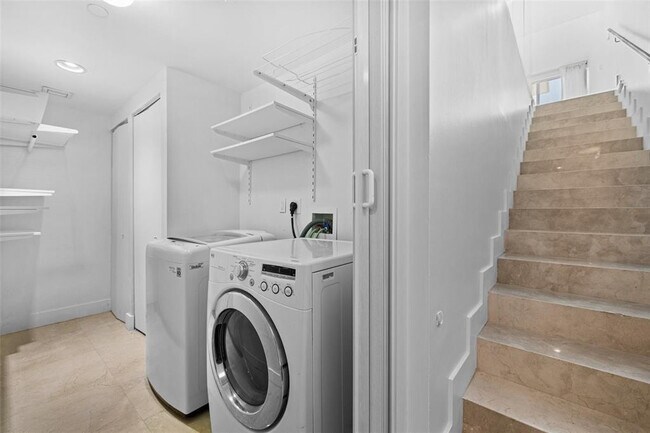 Photo - 2950 NE 188th St Unit 510