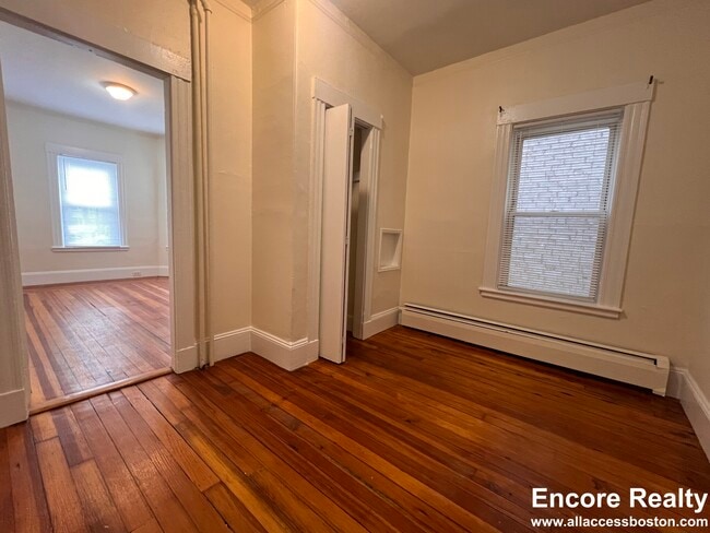 Photo - 86 Prentiss St Unit 1