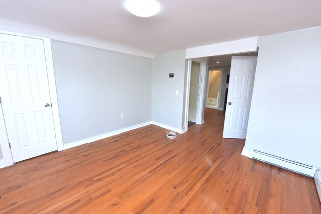 Photo - 173 Watson Ave