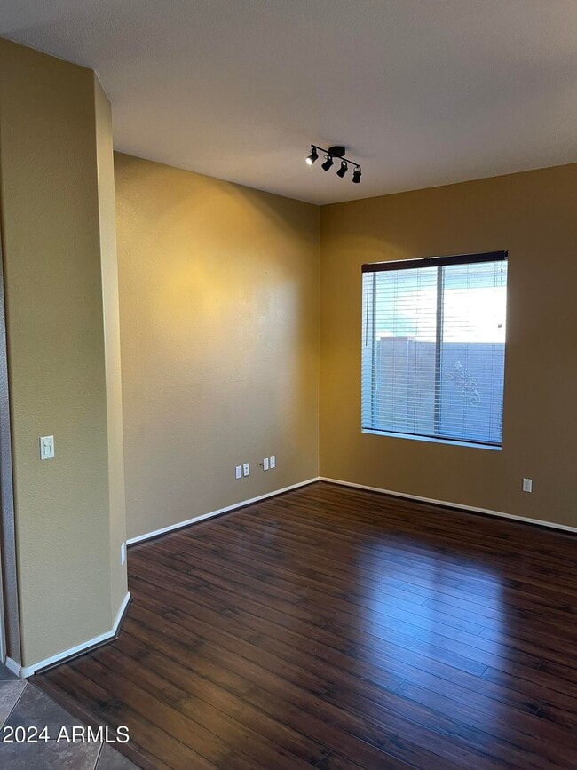 Photo - 871 W Cherrywood Dr