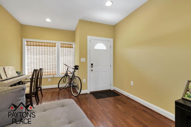 1332 Talbert Ct SE