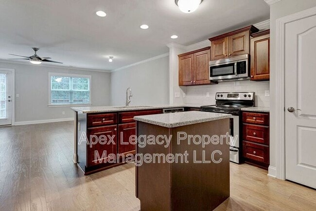 Photo - 993 Tender Dr