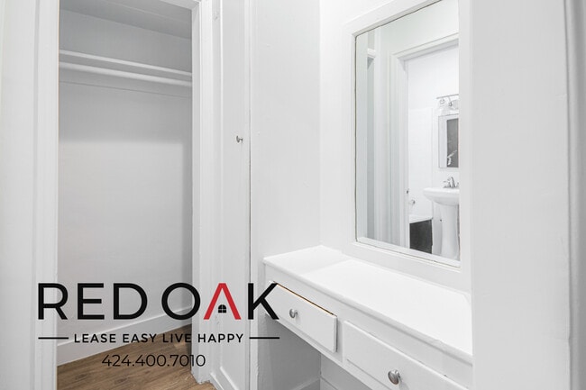 Photo - 1818 Whitley Ave Unidad 206