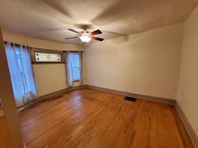 Photo - 333 Meigs St Unit 333 Meigs St #2 rear