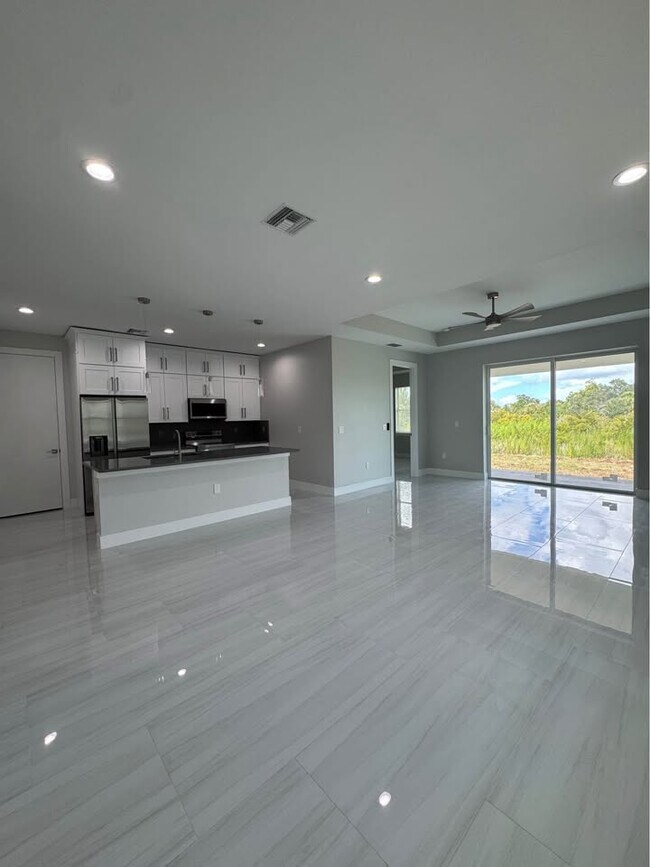 Photo - 7229 David Blvd