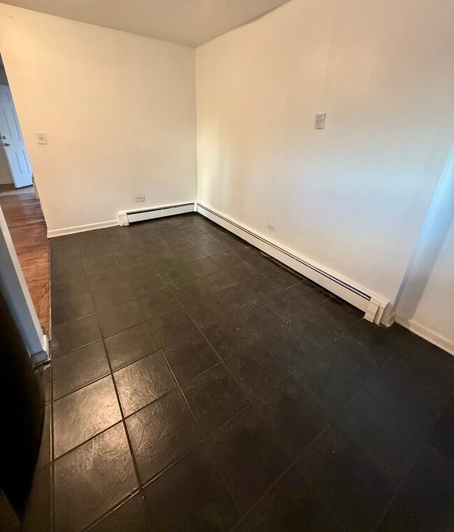 Photo - 558 N Ardmore Ave Unit 2W