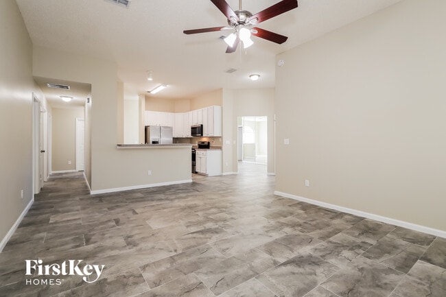 Photo - 9241 Hawks Run Ln