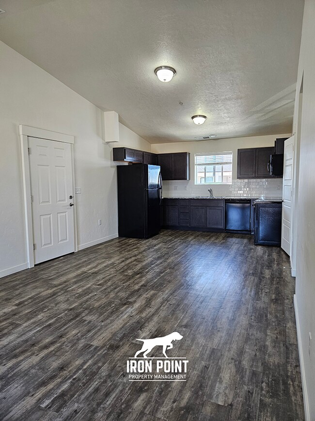 523 Rooster Ln Unit 101