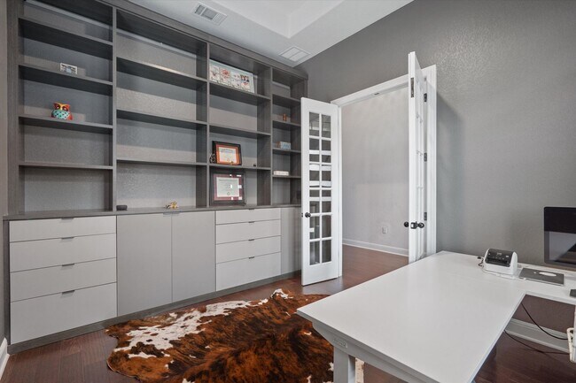 Photo - Stunning 4-Bedroom Home in Northwest Austin Gated Community