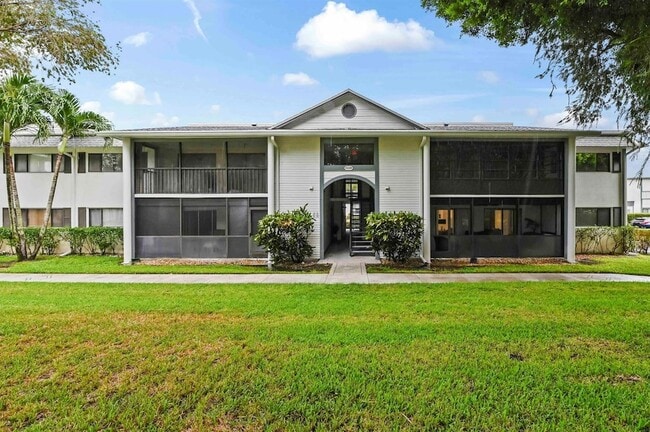 Building Photo - 15449 Lakes of Delray Blvd Unit 1020 Rental