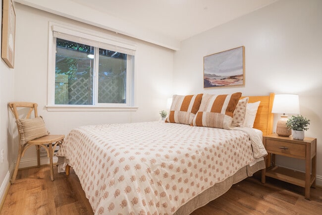 Photo - Beachwood Apartments