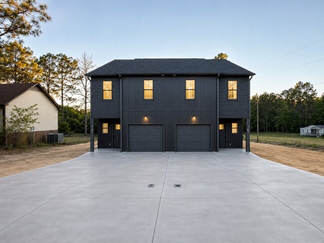 Building Photo - 3105 Cricket Rd