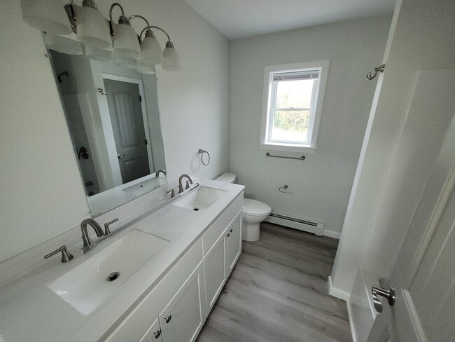 Photo - 4 Juniper Ln