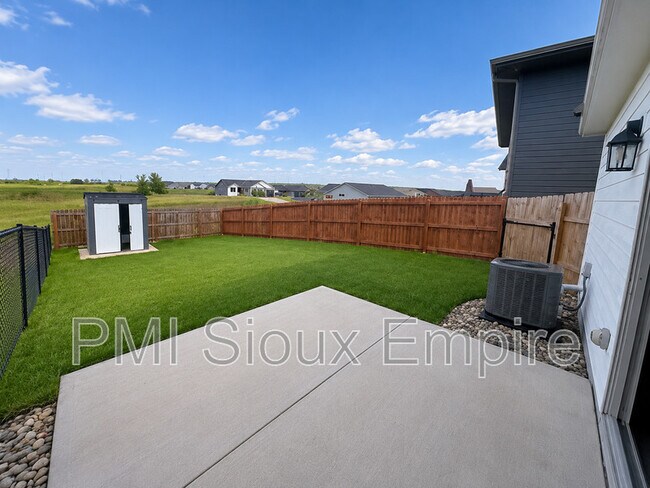 Photo - 9600 W Broek Dr