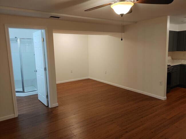 Photo - 708 Wilderness Rd Apartamentos Unidad Walk-out Basement