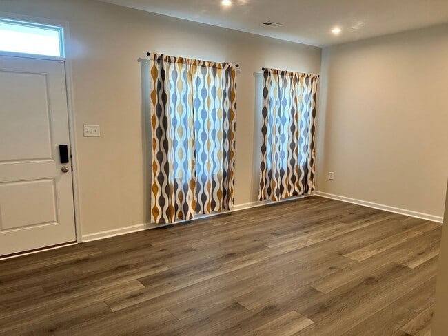 Photo - Single Family Home Pelican Point