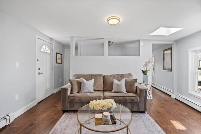 Building Photo - 1 Telegraph St Unit 3