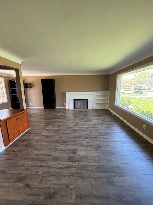 Photo - 837 Cathcart Blvd