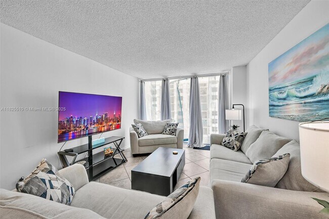 Photo - 111 Briny Ave Unidad 19-05 Rental