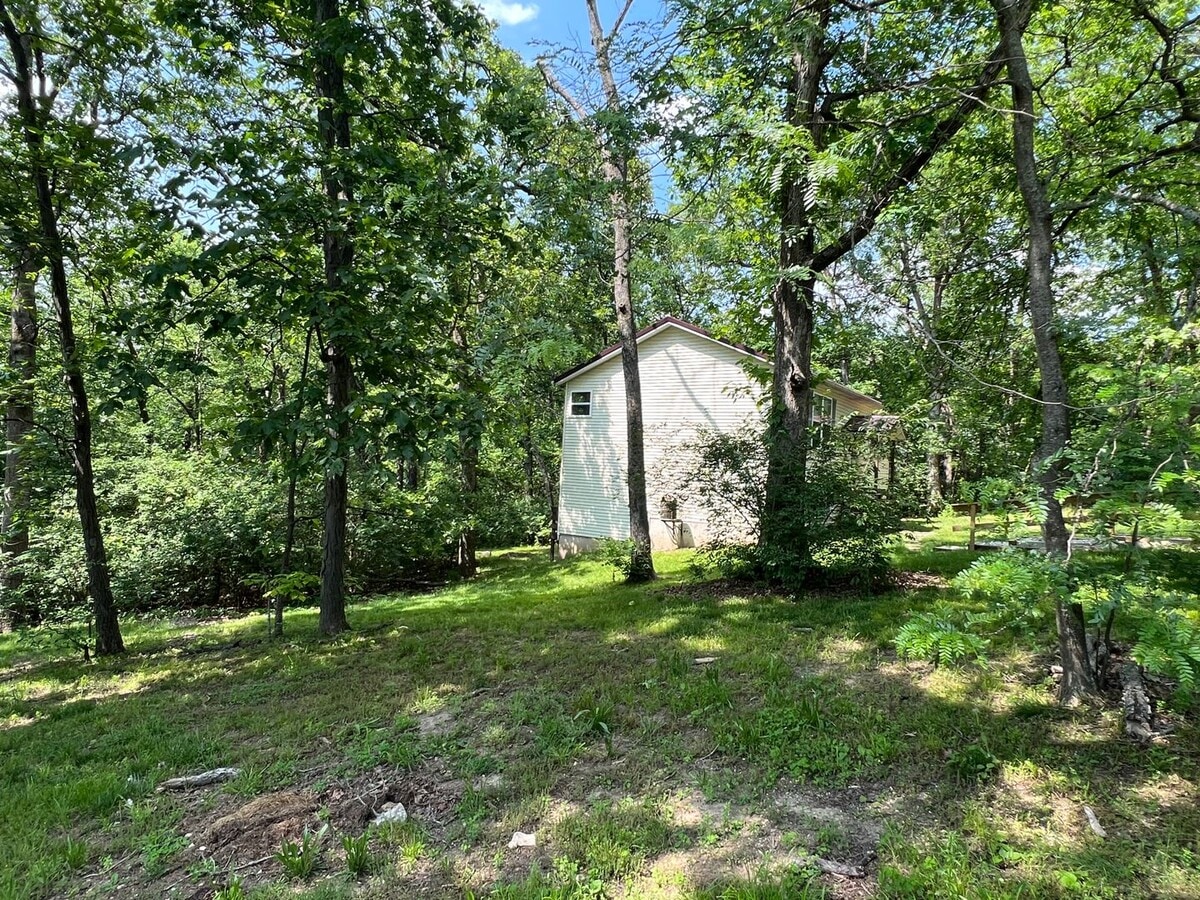 Photo - 4 bed 1.5 bath on 1/2 acre lot