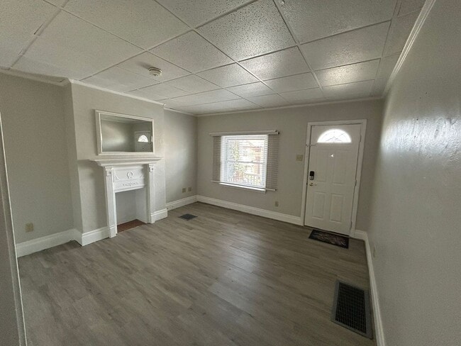 Photo - Newly Renovated 2 Bedroom 1.5 Bath in Dorm...