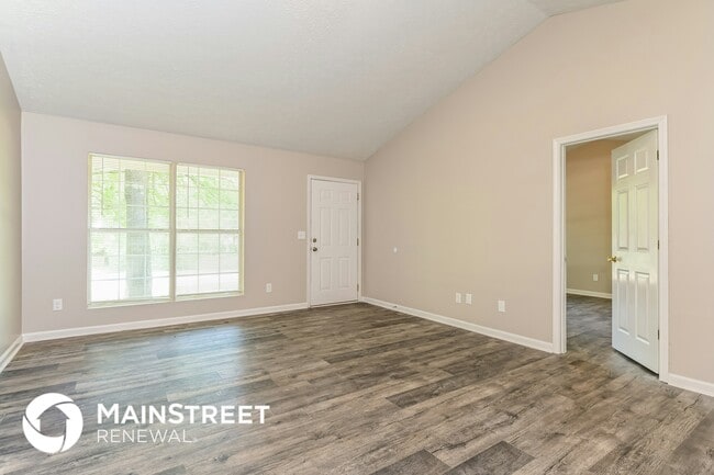Building Photo - 107 Live Oak Dr