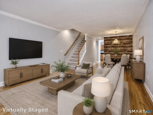 Photo - 39 Maple Tree Ave Unidad 52