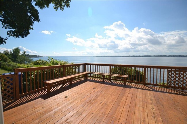 Photo - 210 Narragansett Ave