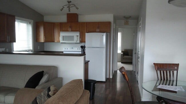 Photo - 9302 93 St Unit 201