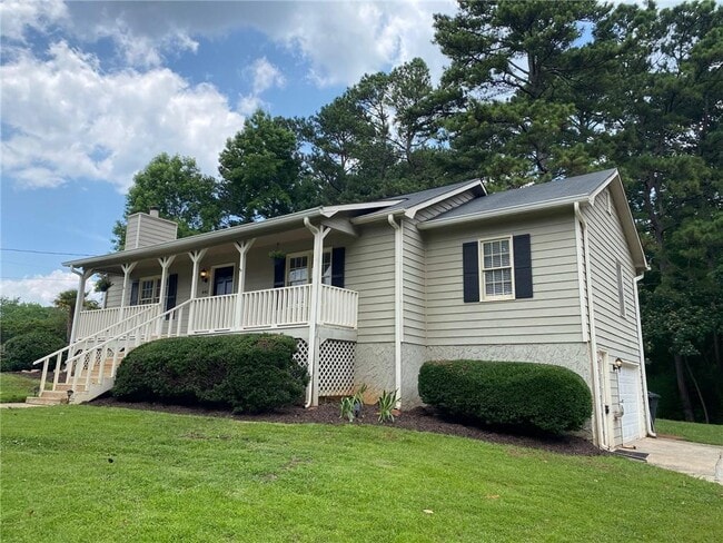 Photo - 440 Nickajack Rd SW