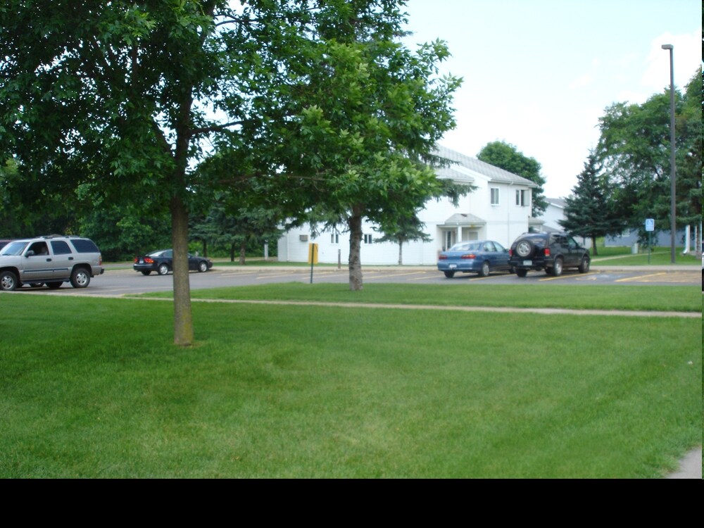 Ridgeview I Apartments - Ridgeview I Apartments