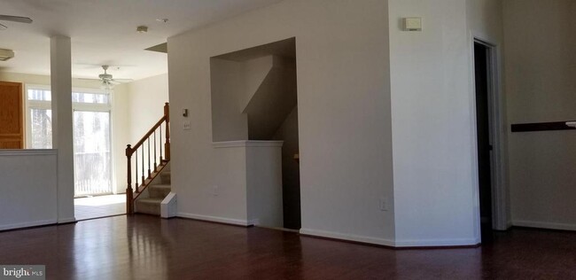 Photo - 836 Knob Ct