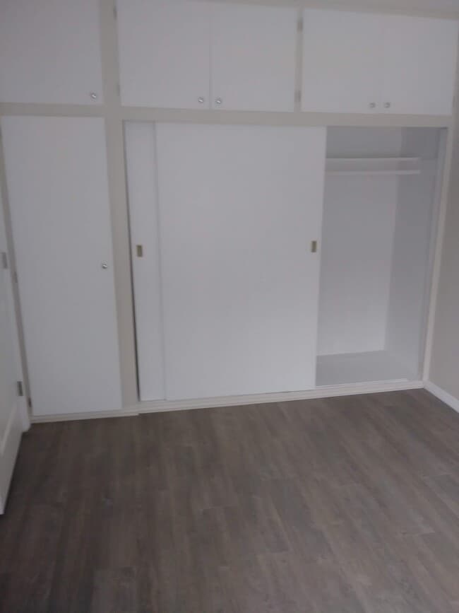 Photo - 5850 David Ave