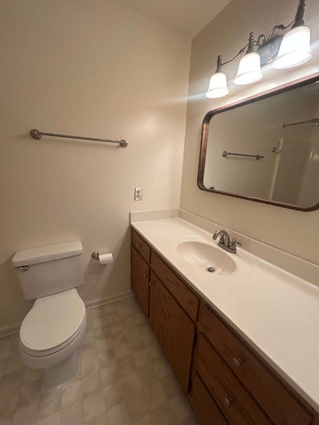 Photo - "Charming 3-Bed, 2-Bath Retreat in Strasburg - 1232 Sq Ft of Comfort!"