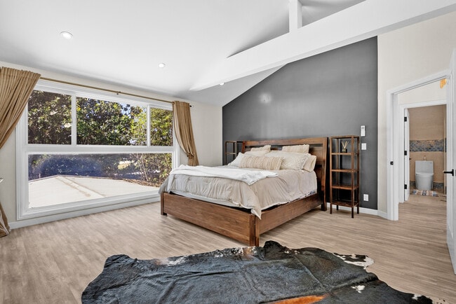 Photo - 17812 Parthenia St