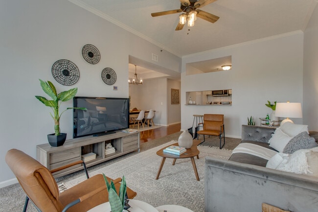 Living Room - 2025 Woodmont Blvd Unit 124