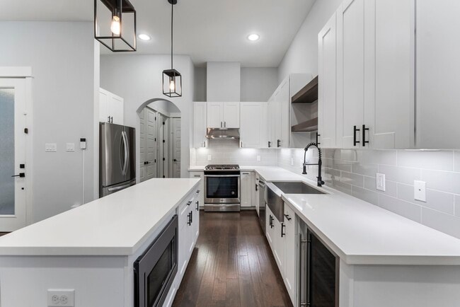 Photo - 113 Coronado St