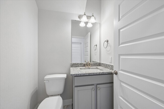 Photo - 10 Greenbriar Lp