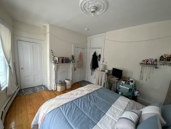 129 Saint Alphonsus St Unit 2