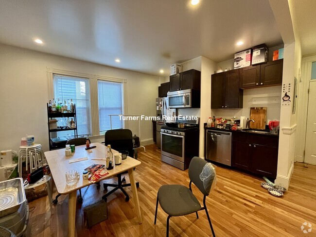Building Photo - 316 Western Ave Unit 322-1 Rental